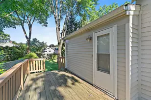 315 E 2nd St, East Dundee, IL 60118 - Photo 13