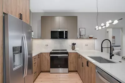 6633 N Milwaukee Avenue #221, Niles, IL 60714 - Photo 11