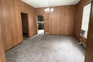 728 7th St, Lasalle, IL 61301 - Photo 3