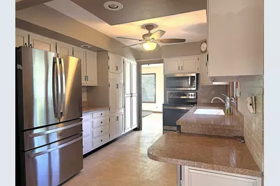 1419 Douglas Terrace, Dixon, IL 61021 - Photo 5