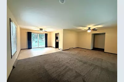 1419 Douglas Terrace, Dixon, IL 61021 - Photo 9