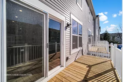 512 Wolverine Drive, Aurora, IL 60502 - Photo 7