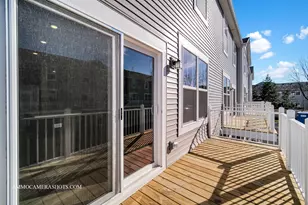 512 Wolverine Dr, Aurora, IL 60502 - Photo 7