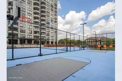 2020 N Lincoln Park West #32K, Chicago, IL 60614 - Photo 13