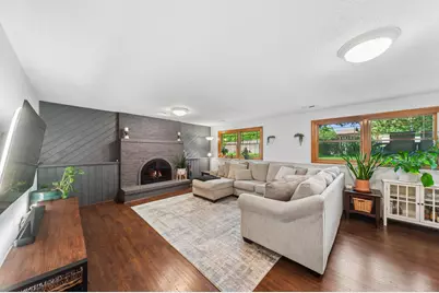 836 Napa Street, Carol Stream, IL 60188 - Photo 5