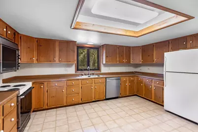3411 E Crystal Lake Avenue, Crystal Lake, IL 60014 - Photo 7