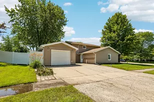 7 Derbyshire Ct, Bolingbrook, IL 60440 - Photo 45