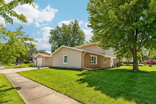 7 Derbyshire Ct, Bolingbrook, IL 60440 - Photo 43