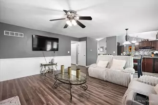 1314 Aspen Ct, Elgin, IL 60120 - Photo 15