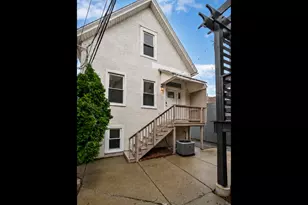2516 N Campbell Ave, Chicago, IL 60647 - Photo 1