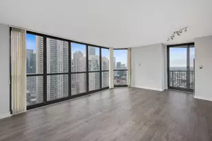 10 E Ontario St, Chicago, IL 60611 - Photo 5