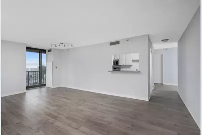 10 E Ontario Street #3405, Chicago, IL 60611 - Photo 7