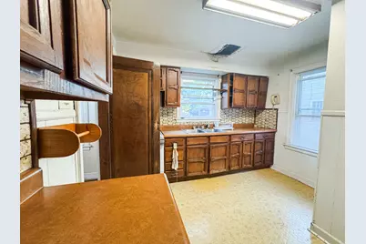 227 W 146th Street, Dolton, IL 60419 - Photo 15