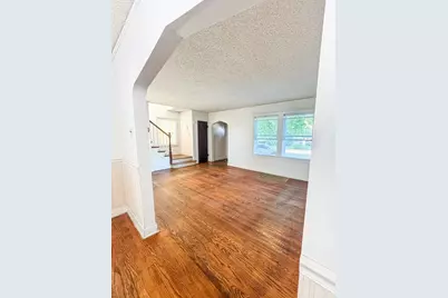 227 W 146th Street, Dolton, IL 60419 - Photo 7