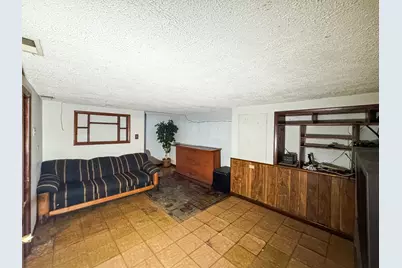 227 W 146th Street, Dolton, IL 60419 - Photo 17