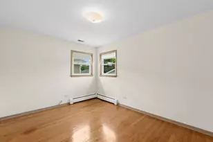 1714 Sycamore St, Des Plaines, IL 60018 - Photo 13