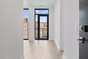 6 N Bishop St, Chicago, IL 60607 - Photo 5