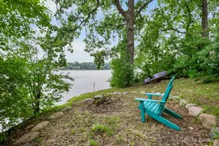 14 Lake Shore Dr, Oakwood Hills, IL 60013 - Photo 33
