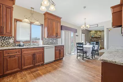 5733 W 97th Street, Oak Lawn, IL 60453 - Photo 9