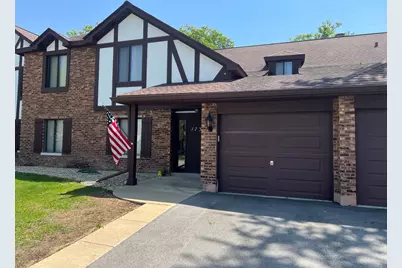 1737 Harrow Court #B, Wheaton, IL 60189 - Photo 1