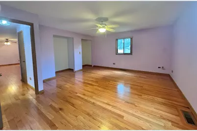 650 Waverly Drive #B, Elgin, IL 60120 - Photo 17