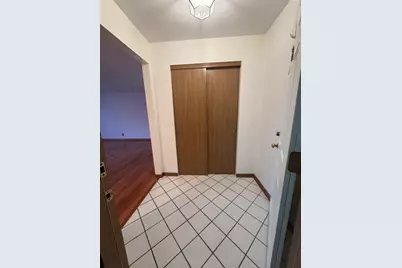 650 Waverly Drive #B, Elgin, IL 60120 - Photo 3