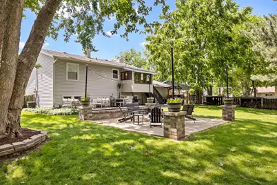 2434 Oakdale Court, Aurora, IL 60504 - Photo 3