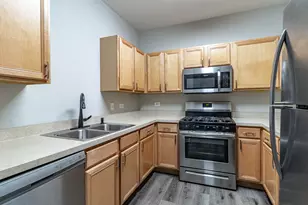 3243 Stratford Ct, Lake Bluff, IL 60044 - Photo 7
