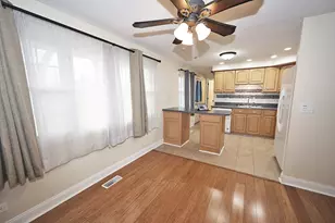 503 Case Ct, Schaumburg, IL 60193 - Photo 5