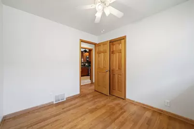 5835 Reba Street, Morton Grove, IL 60053 - Photo 17
