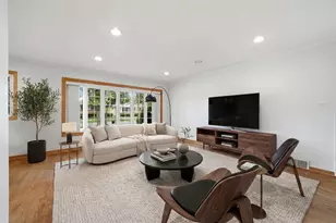 5835 Reba St, Morton Grove, IL 60053 - Photo 5