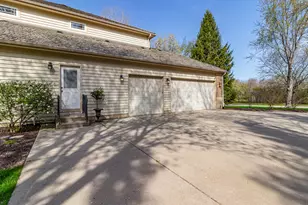 38868 N Oakcrest Ln, Wadsworth, IL 60083 - Photo 51