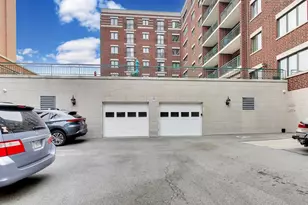 201 N Vail Ave, Arlington Heights, IL 60004 - Photo 23