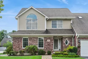 875 W Wilson St, Palatine, IL 60067 - Photo 1