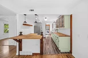 1N016 Woods Ave, Wheaton, IL 60187 - Photo 9