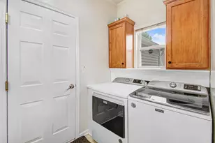 663 Huntington Blvd, West Dundee, IL 60118 - Photo 7