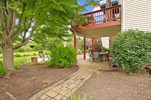 663 Huntington Blvd, West Dundee, IL 60118 - Photo 31