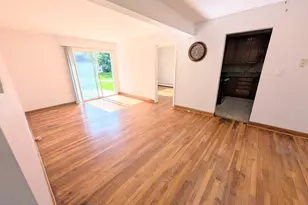 9588 Terrace Pl, Des Plaines, IL 60016 - Photo 7