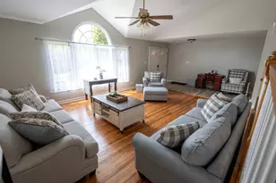 17011 Danielle Ct, Oak Forest, IL 60452 - Photo 3