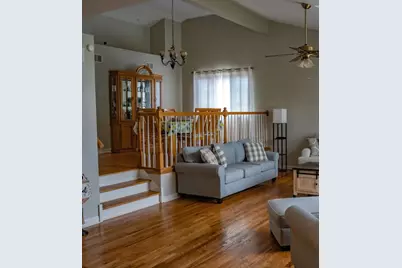 17011 Danielle Court, Oak Forest, IL 60452 - Photo 3