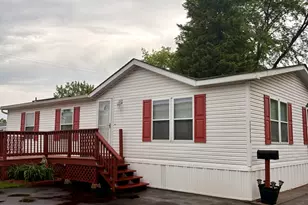 32544 N Center Ln, Grayslake, IL 60030 - Photo 1
