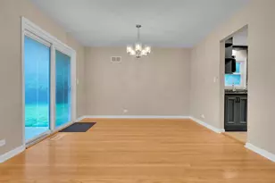 2309 Malik Ct, Glenview, IL 60025 - Photo 7