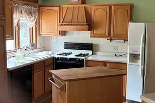 4045 E 475th Rd, Mendota, IL 61342 - Photo 11