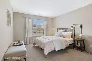 45 Kensington Cir, Wheaton, IL 60189 - Photo 13