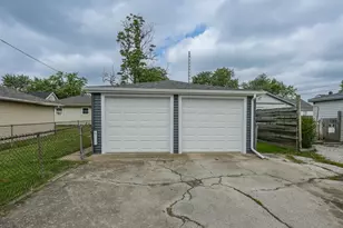260 N Clinton Ave, Bradley, IL 60915 - Photo 25