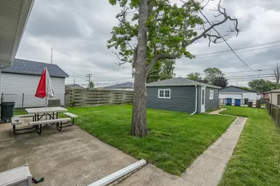 260 N Clinton Avenue, Bradley, IL 60915 - Photo 23