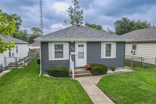 260 N Clinton Ave, Bradley, IL 60915 - Photo 33
