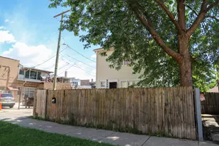 6315 S Troy St, Chicago, IL 60629 - Photo 3
