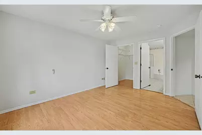22 Delaware Court, Schaumburg, IL 60193 - Photo 9