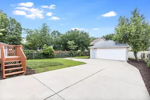 217 Prairie St, Aurora, IL 60506 - Photo 27